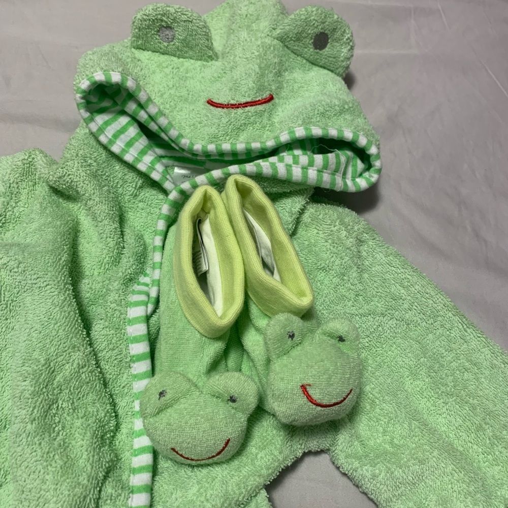 Baby robe